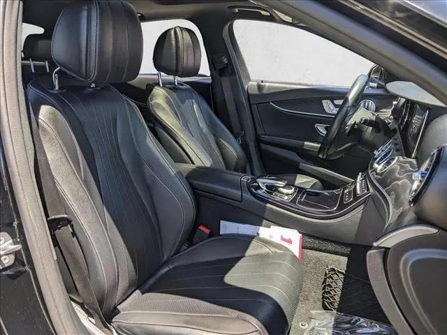 2017 Mercedes-Benz E-CLASS E 300 E 300