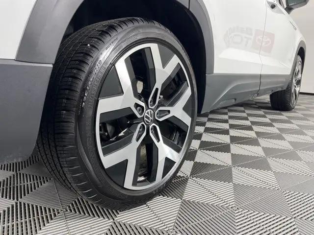 2023 Volkswagen Taos 1.5T SEL