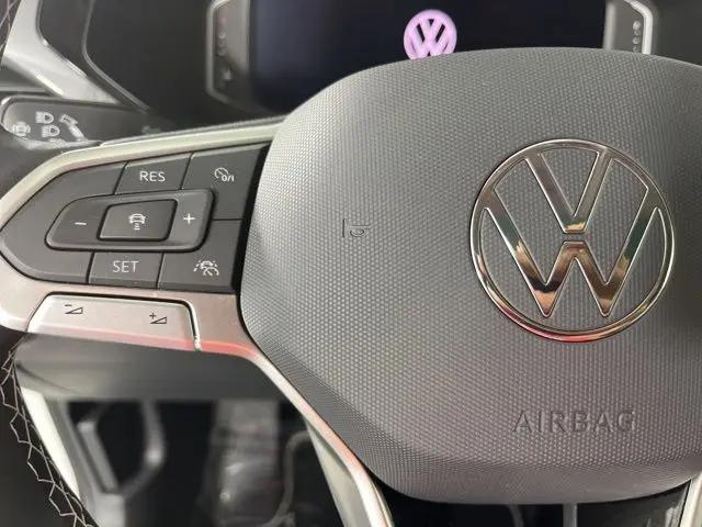 2023 Volkswagen Taos 1.5T SEL