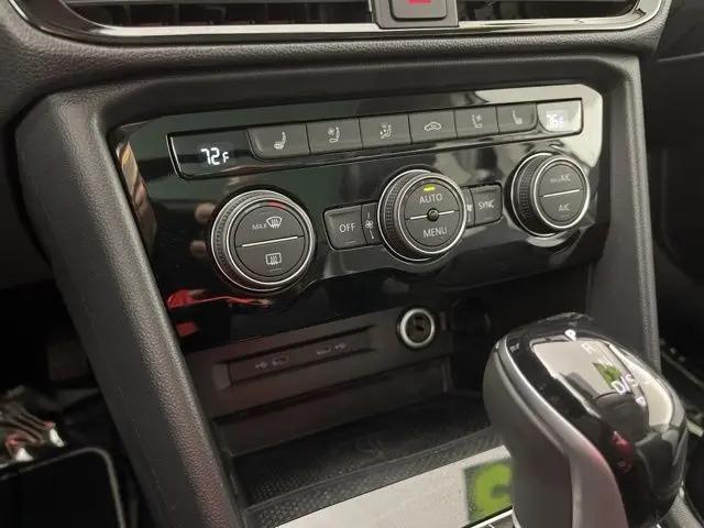 2023 Volkswagen Taos 1.5T SEL