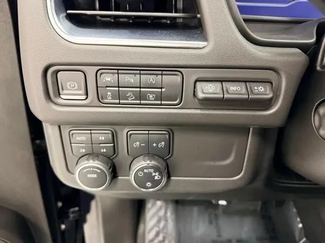 2023 Chevrolet Tahoe 4WD Premier