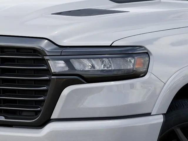 2026 Ram 1500 Laramie Crew Cab 4x4 5'7" Box