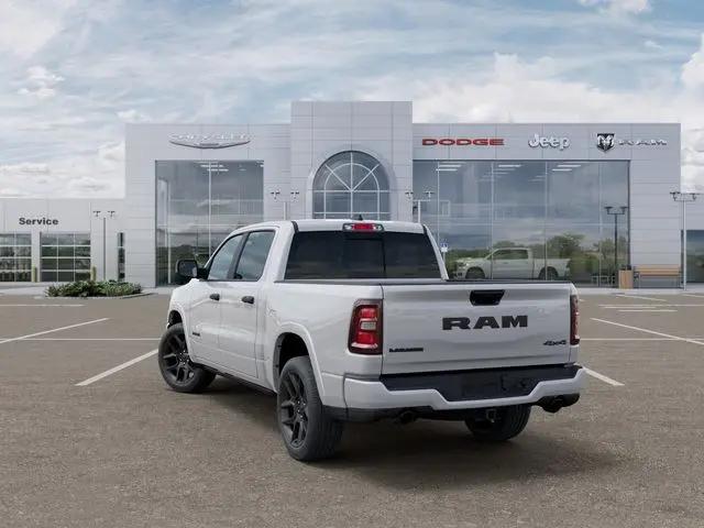 2026 Ram 1500 Laramie Crew Cab 4x4 5'7" Box