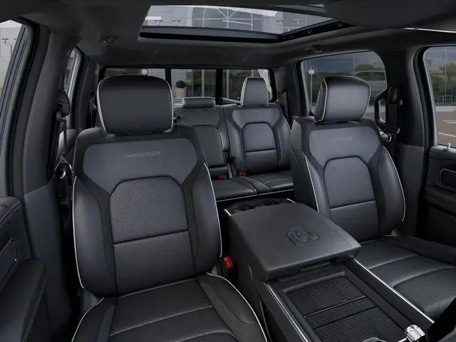 2026 Ram 1500 Laramie Crew Cab 4x4 5'7" Box