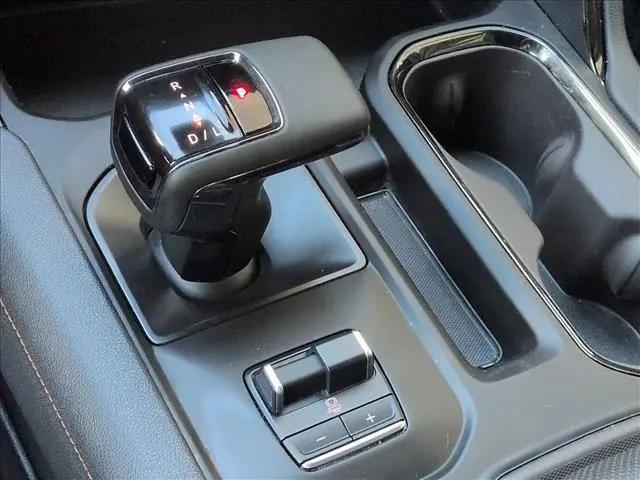 2025 GMC Sierra 1500 4WD Crew Cab Short Box AT4