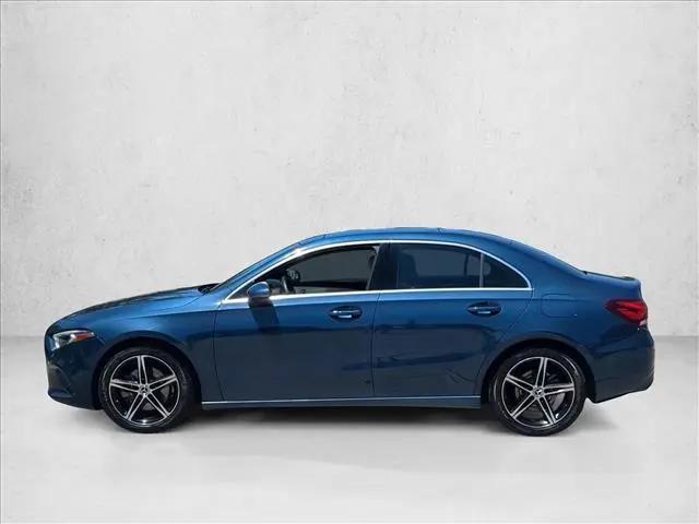 2019 Mercedes-Benz A 220 A 220