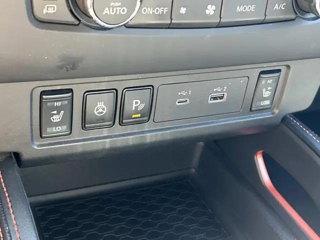 2023 Nissan Frontier Crew Cab PRO-X 4x2