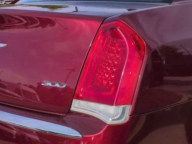 2020 Chrysler 300 Limited AWD