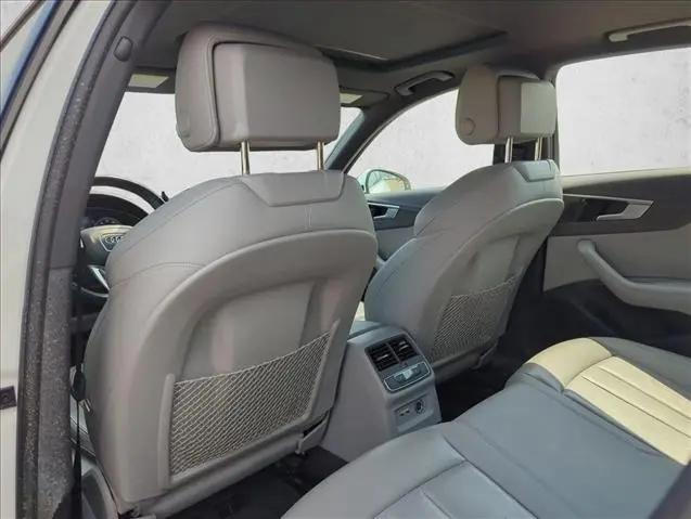 2024 Audi A4 Premium Plus 45 TFSI S line quattro S tronic