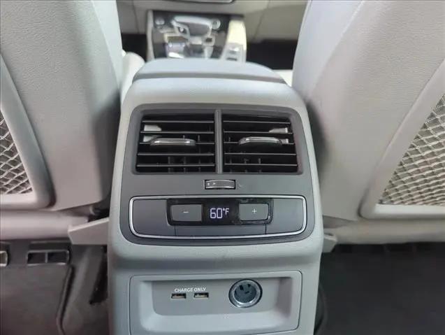 2024 Audi A4 Premium Plus 45 TFSI S line quattro S tronic
