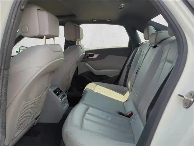 2024 Audi A4 Premium Plus 45 TFSI S line quattro S tronic