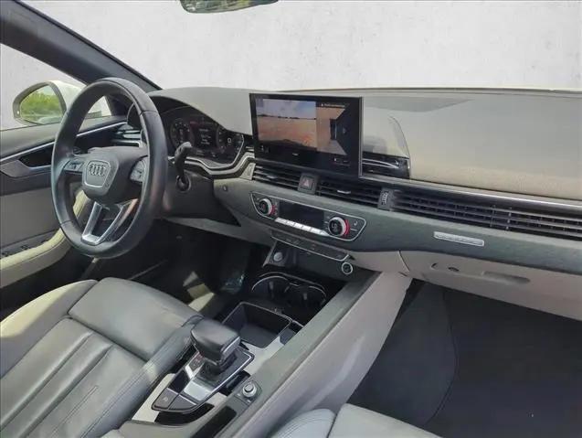 2024 Audi A4 Premium Plus 45 TFSI S line quattro S tronic