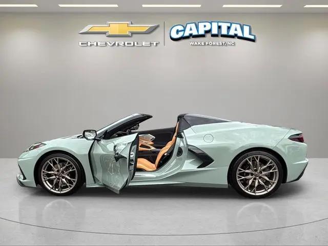2024 Chevrolet Corvette Stingray RWD Convertible 2LT