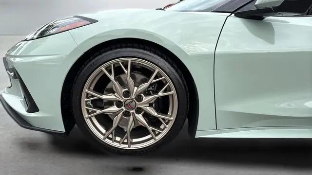 2024 Chevrolet Corvette Stingray RWD Convertible 2LT