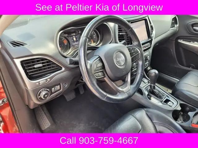 2019 Jeep Cherokee Limited FWD