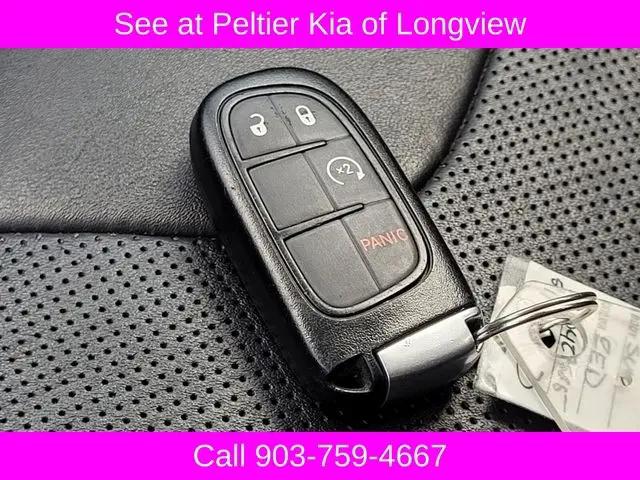2019 Jeep Cherokee Limited FWD