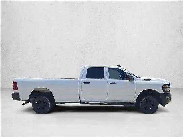 2025 Ram 2500 Tradesman Crew Cab 4x4 8' Box