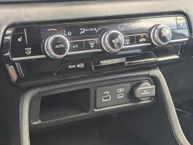 2023 Honda Pilot AWD Sport