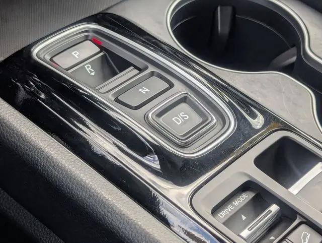 2023 Honda Pilot AWD Sport