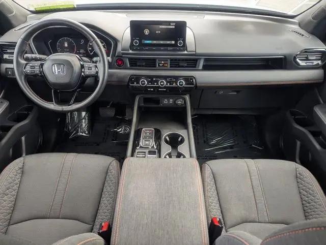 2023 Honda Pilot AWD Sport