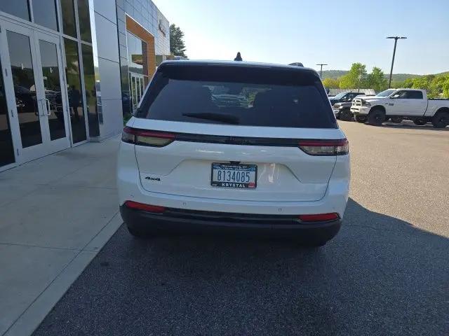2025 Jeep Grand Cherokee Altitude X 4x4