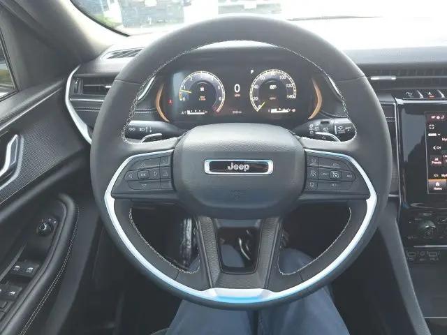 2025 Jeep Grand Cherokee Altitude X 4x4