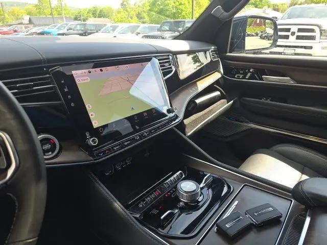 2025 Jeep Grand Wagoneer 4x4