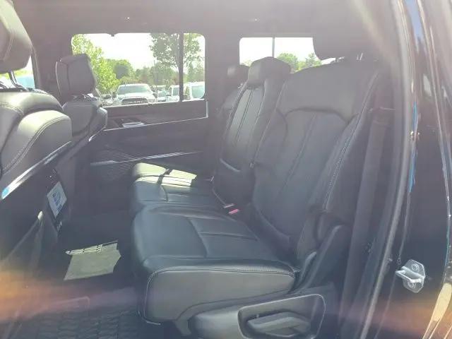2025 Jeep Grand Wagoneer 4x4