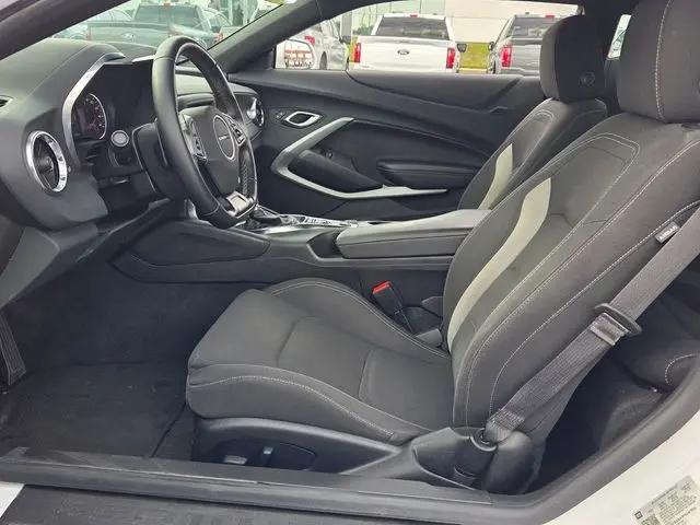 2023 Chevrolet Camaro RWD Coupe 1LT