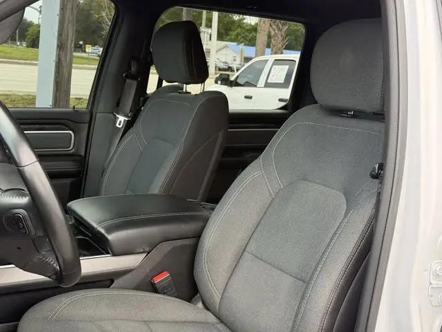 2021 Ram 1500 Big Horn Crew Cab 4x4 5'7" Box