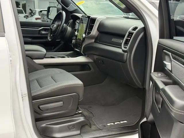 2021 Ram 1500 Big Horn Crew Cab 4x4 5'7" Box