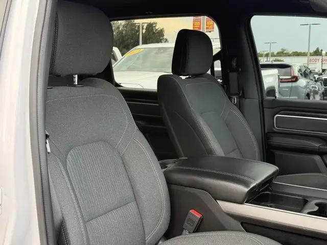 2021 Ram 1500 Big Horn Crew Cab 4x4 5'7" Box