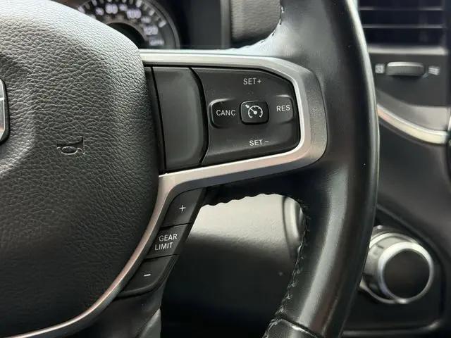 2021 Ram 1500 Big Horn Crew Cab 4x4 5'7" Box