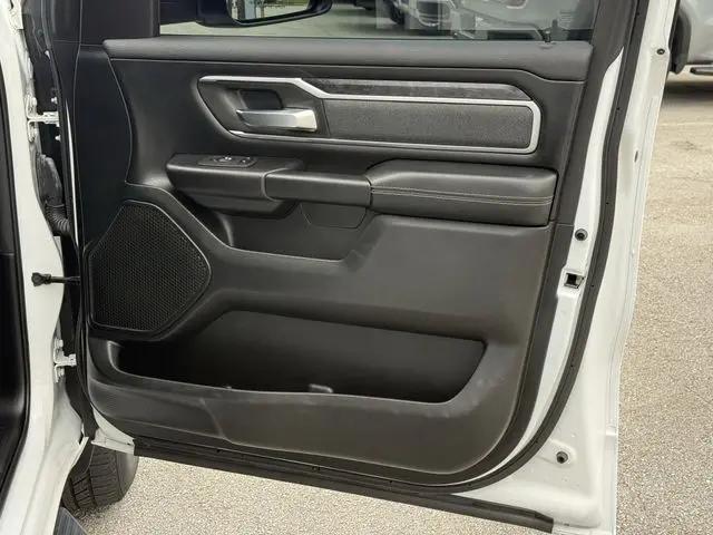 2021 Ram 1500 Big Horn Crew Cab 4x4 5'7" Box