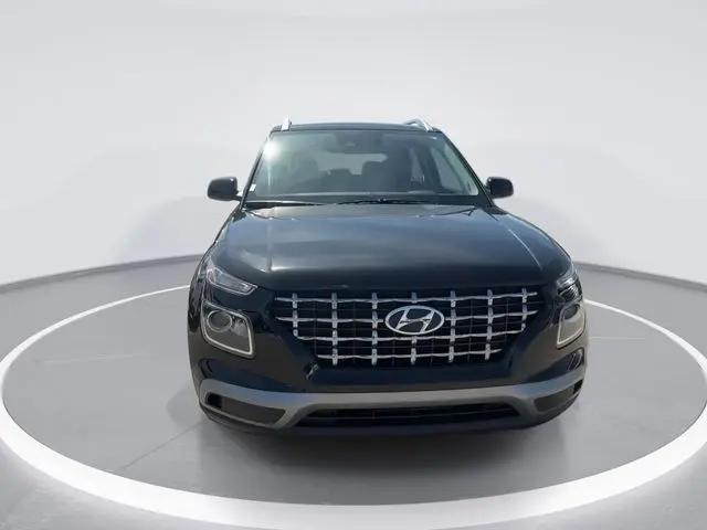 2022 Hyundai Venue SEL