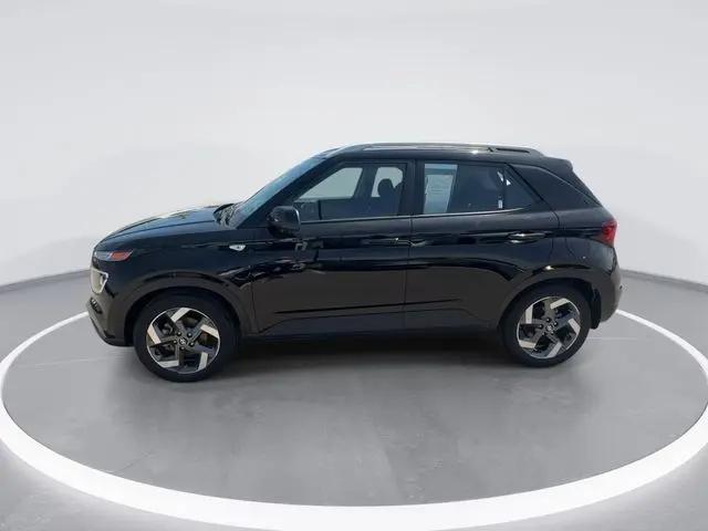 2022 Hyundai Venue SEL