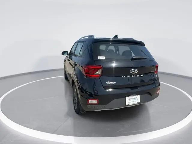 2022 Hyundai Venue SEL