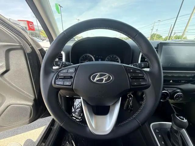2022 Hyundai Venue SEL