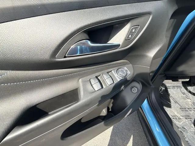 2025 Buick NV Sport Touring FWD