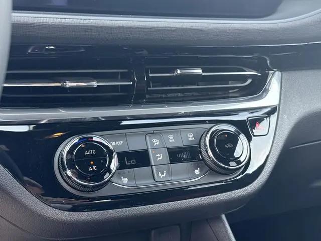2025 Buick NV Sport Touring FWD