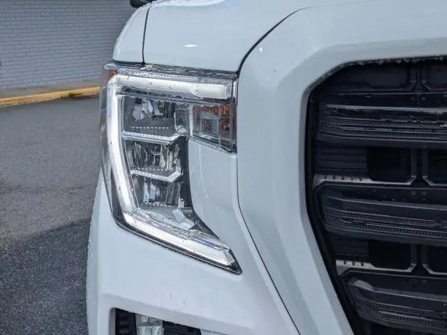 2021 GMC Sierra 1500 4WD Crew Cab Short Box Elevation