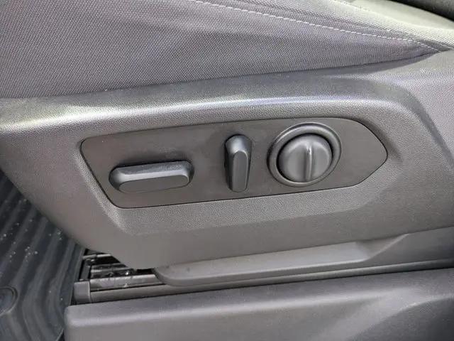2021 GMC Sierra 1500 4WD Crew Cab Short Box Elevation