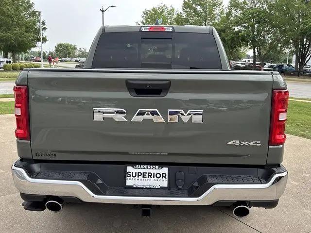 2026 Ram 1500 Tradesman Crew Cab 4x4 5'7" Box