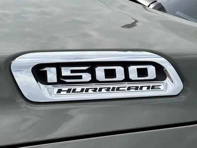 2026 Ram 1500 Tradesman Crew Cab 4x4 5'7" Box