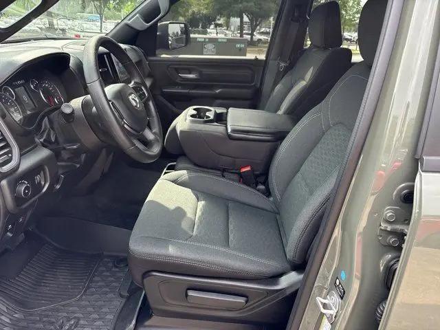 2026 Ram 1500 Tradesman Crew Cab 4x4 5'7" Box
