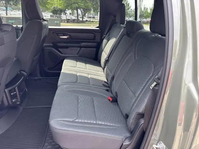 2026 Ram 1500 Tradesman Crew Cab 4x4 5'7" Box