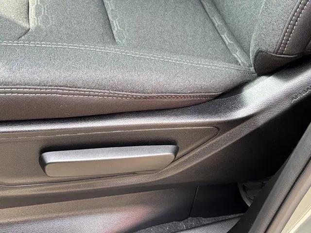 2026 Ram 1500 Tradesman Crew Cab 4x4 5'7" Box