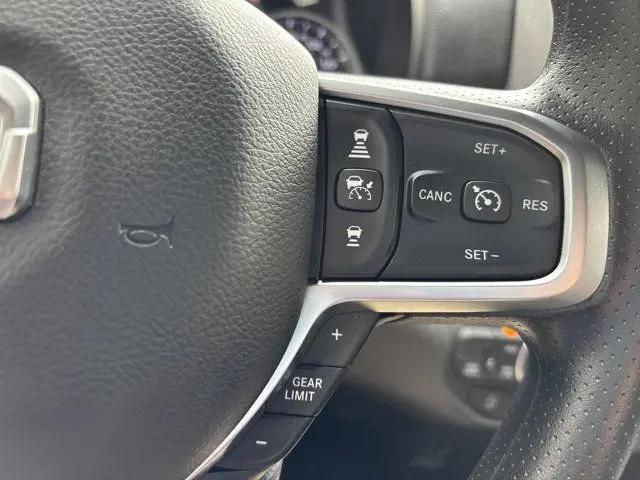 2026 Ram 1500 Tradesman Crew Cab 4x4 5'7" Box