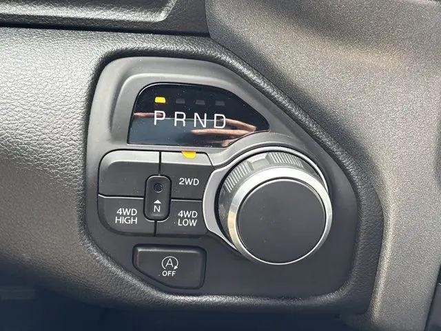 2026 Ram 1500 Tradesman Crew Cab 4x4 5'7" Box
