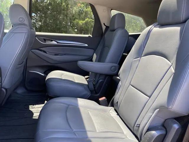 2020 Buick Enclave FWD Essence